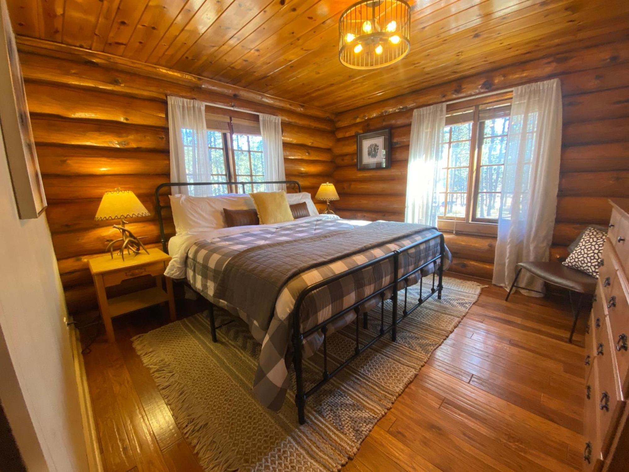 Historic Log Cabin #14 At Horse Creek Resort Rapid Stadt Exterior foto